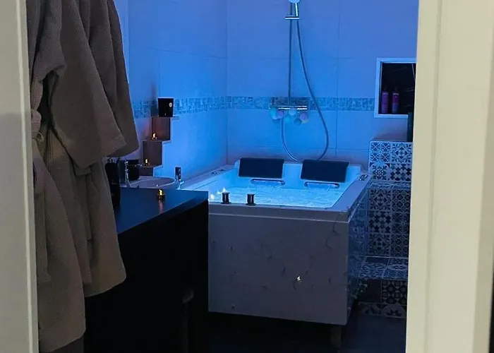 Apartmán In With Jaccuzzi *