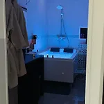 Διαμέρισμα In With Jaccuzzi *